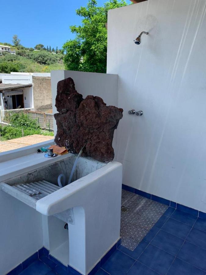 Il Vulcano A Piedi سترومبولي المظهر الخارجي الصورة