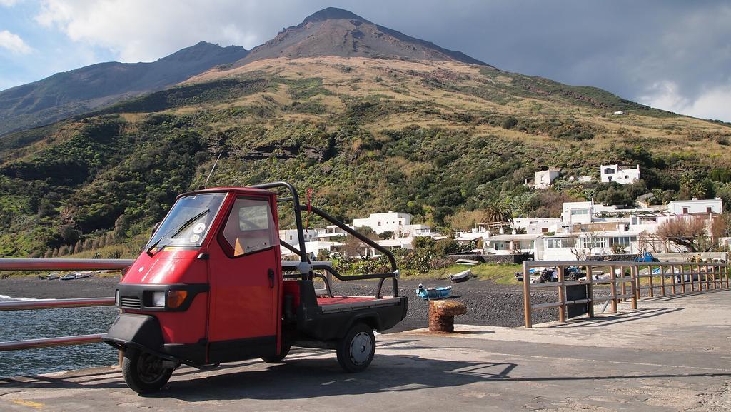 Il Vulcano A Piedi سترومبولي المظهر الخارجي الصورة